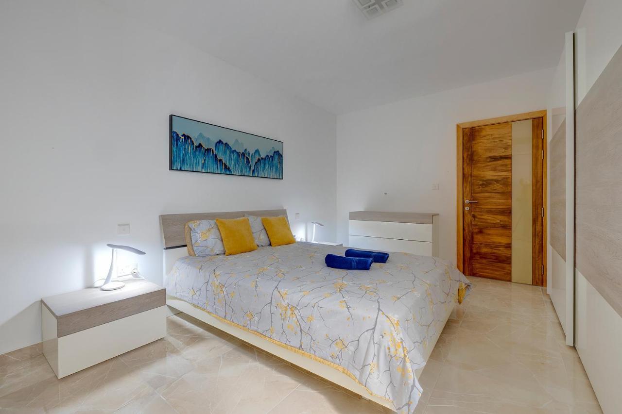 Modern 2Br Apartment In Central St Julian'S St. Julian's Zewnętrze zdjęcie